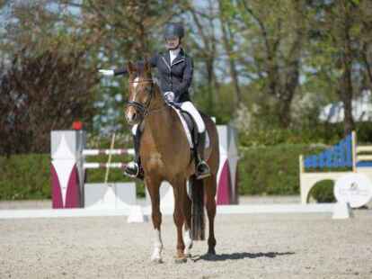 Die Reiter und Reiterinnen haben das dreit&auml;gige auf dem Hof Sosath in Lemwerder genossen. Die Zuschauer sahen bei perfekten Bedingungen zahlreiche Pr&uuml;fungen mit Nachwuchstalenten und ausgebufften Profis.