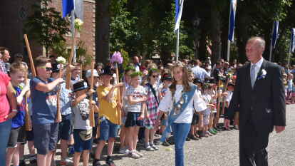 Brachte den Flecken ganz sch&ouml;n in Bewegung: das Kindersch&uuml;tzenfest. Hunderte waren auf den Beinen.