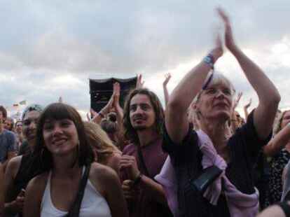 Das Watt-en-Schlick-Festival in Dangast ist nicht nur bekannt f&uuml;r seine abwechslungsreichen Acts und die einzigartige Festival-Stimmung direkt am Wattenmeer, sondern auch f&uuml;r das wohl vielf&auml;ltigste Publikum, das ein Festival  &uuml;berhaupt haben kann. Wir haben hier ein paar Impressionen f&uuml;r euch, vor allem von den bunt gemischten G&auml;sten auf dem Watt-en-Schlick!