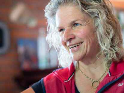 Blickt zuversichtlich in die Zukunft: Carmen Hanken hat viele H&uuml;rden zu &uuml;berwinden. F&uuml;r sie stand jedoch au&szlig;er Frage, ob  sie den Hankenhof weiterf&uuml;hren werde.