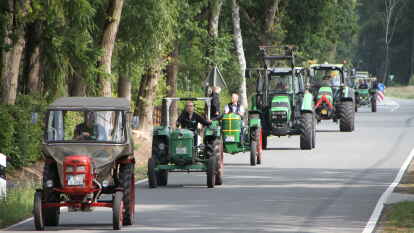 Trecker-Rundfahrt Deutz-Fahr-Club B&uuml;rstel-Immer
