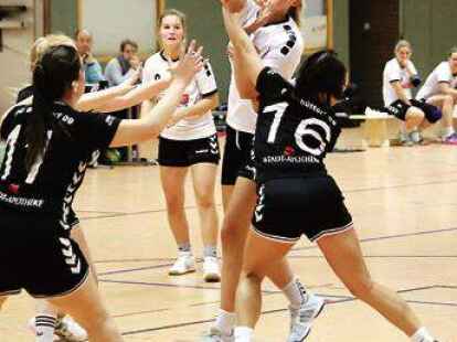 Gaben das Spiel aus der Hand: die Handballerinnen des VfL Wildeshausen  um  Anna G&ouml;rke