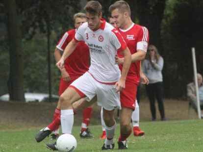 Abgesch&uuml;ttelt: Der VfL Wildeshausen II um Frederik Gralla (vorne) hat mit dem   VfL Stenum II einen seiner Verfolger durch einen 2:0-Heimsieg weiter distanziert.