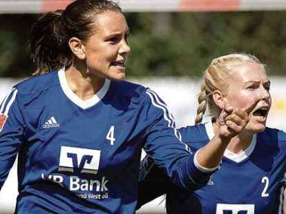 Finalteilnahme bei der Heim-DM: Die Frauen vom Ahlhorner SV bejubeln die Silbermedaille.