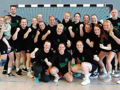 Handballerinnen im Gl&uuml;ck: Neerstedt gelingt mit der Landesliga-Meisterschaft der Aufstieg in die Oberliga.