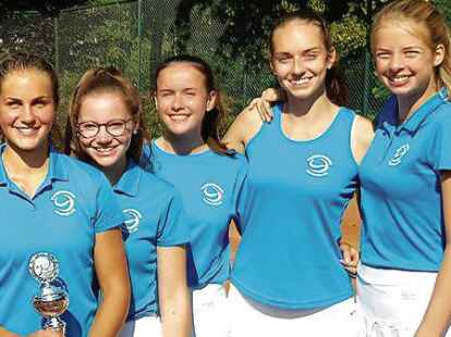 <p>Erneut Sieger bei den Tennis-Regionsmeisterschaften: die A-Juniorinnen des Wardenburger TC</p>