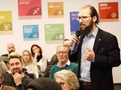 Pflegekammer in der Kritik: Eine hochkar&auml;tig besetzte Runde hat das Streitthema am Donnerstagabend im Medienhaus der NWZ diskutiert.