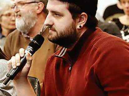 <p>Philipp Goffart fragte nach der Beitragsbemessung. </p>