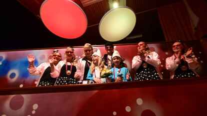 Die Ganderkeseer Narren sind f&uuml;r den B&uuml;hnenfasching ger&uuml;stet: Am Mittwochabend absolvierten die Aktiven in der Festhalle am Steinacker die Generalprobe f&uuml;r die vier B&uuml;ttenabende.