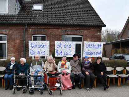 Auch die Zuschauer am Stra&szlig;enrand hatten viel Vergn&uuml;gen beim Umzug.