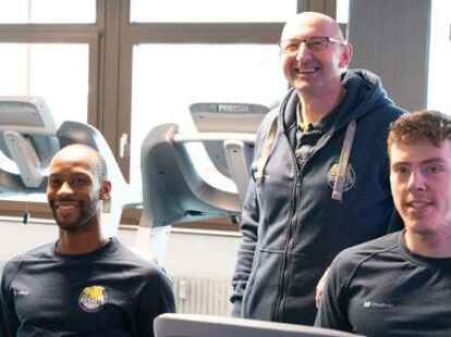 Mladen Drijencic mit Will Cummings (links) und Till Isemann