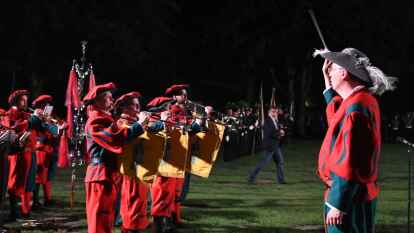 Ein optischer Genuss war erneut die Auftaktveranstaltung am Pfingstonntag zum Gildefest 2019 in Wildeshausen. Holger Becker dirigierte die Serenade