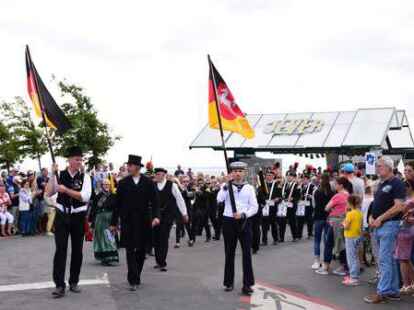 Trachtenumzug-Tag der Niedersachsen in Wilhelmshaven
