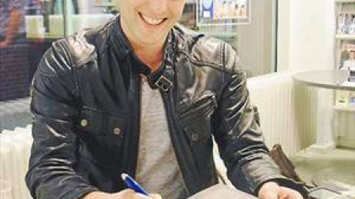 TagesschauSprecher liest in Wilhelmshaven aus 'Inside Islam'