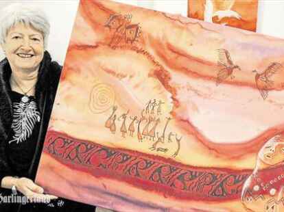 Lebenstanz hat die Esenser K&uuml;nstlerin  Gabriele Buisman diese Malerei auf Seide betitelt.