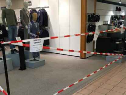 Im Bekleidungsgesch&auml;ft Silomon in Norden musste 50 Prozent der Verkaufsfl&auml;che abgesperrt werden.