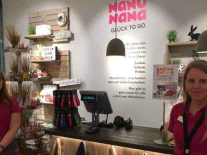 Wieder f&uuml;r ihre Kunden da: Nadine Visser und  Maike Heeren von &bdquo;Nanu Nana&ldquo;