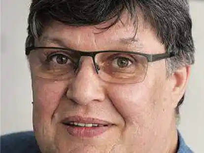 Olympiasieger Sergej Jaschin wird sich auch in Zukunft als Trainer beim ECW Sande engagieren.