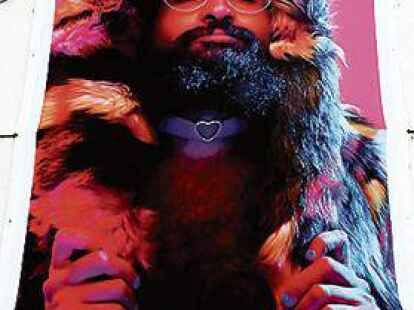 <p>Werk von &bdquo;Die Goldene Inge&ldquo; &ndash; am Janssen-Museum</p>