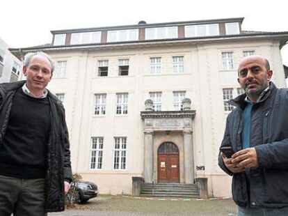 Neue Eigent&uuml;mer: Fenno Brockmann und Hikmet Tolan haben die ehemalige Stadtkasse gekauft.
