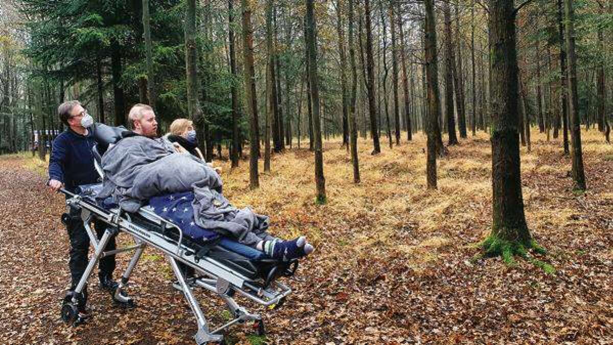 Klosterhof Grabhorn Todkranker besucht „seinen“ Baum im Ruheforst