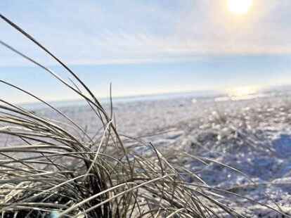 Die eisklare Winterluft am Strand von Schillig ist auf diesem Foto f&ouml;rmlich zu sp&uuml;ren.