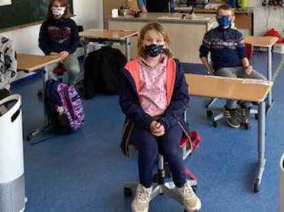 Ein Beispiel: An der Deichschule Schweiburg in der Wesermarsch sind Luftreiniger schon im Einsatz.