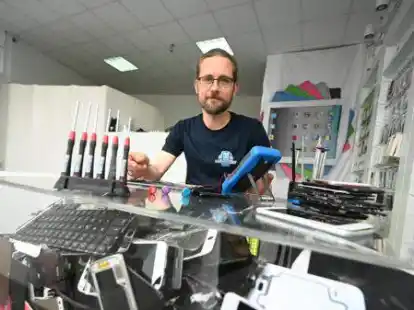 Er&ouml;ffnet &bdquo;Smartphone Buddy&ldquo; an der Nadorster Stra&szlig;e: Maximilian Schneider