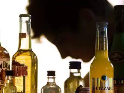 Kampf gegen die Alkoholsucht: Auch f&uuml;r diese Bereiche gibt es im Ammerland Selbsthilfegruppen.