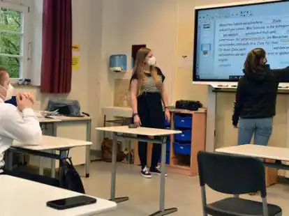 Digitaler Unterricht in der Paulus-Schule mit Mareike Betten.