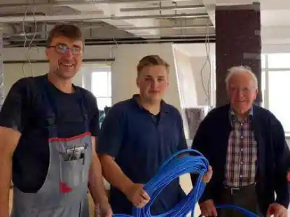 Familientradition beim Vornamen und Beruf: Theodor Schmidt, Theodor Schmidt und Theodor Schmidt (von links oder von rechts)