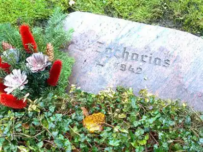 Das &bdquo;Grab des Zacharias&ldquo; auf dem Seefelder Friedhof