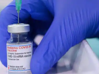 Die Coronaimpfungen schreiten auch in Niedersachsen voran. Welche Regeln und Lockerungen dadurch aktuell greifen.