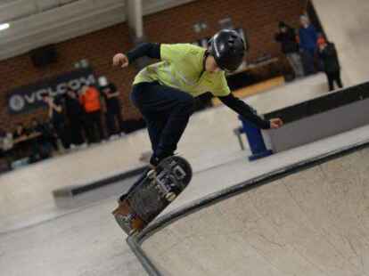 09.11.2019, Oldenburg: Skatecontest im Backyard Skatecenter   // Foto: Erik Hillmer