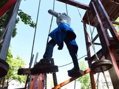 Ein gut ausgestatteter Spielplatz an einem zentralen Platz fehl in Jeddeloh I: Die SPD will das &auml;ndern.