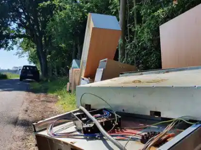 Die abgestellte K&uuml;che in Eggeloge: Der Verursacher holte sie selbst wieder ab.