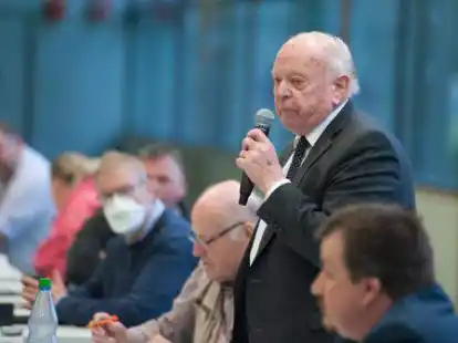 G&uuml;nter Busch enth&uuml;llte den neuen Plan.