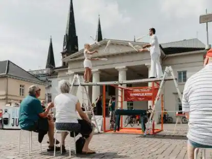 Das Projekt &bdquo;Muse, Mampf & Mammon&ldquo; hat im letzten September auf dem Oldenburger Schlossplatz viele Menschen begeistert.
