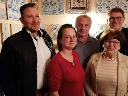 Treten f&uuml;r die UWG an (von links): Dennis Mario Meier, Janet W&ouml;lk, Herko Kriesten, Gisela Heinje und Stephan Nannen.