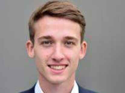 Autor dieses Beitrages ist Adrian Dittrich (20). Er ist Dualer Student der Betriebswirtschaftslehre.