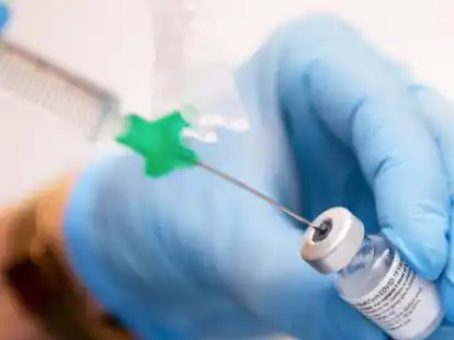 Bei der Impfaktion am Samstag haben die Impfwilligen die Wahl zwischen den Wirkstoffen von Biontech und AstraZeneca.