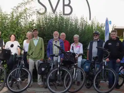 Mitglieder des Computer Clubs Brake verteilten die Urkunden.