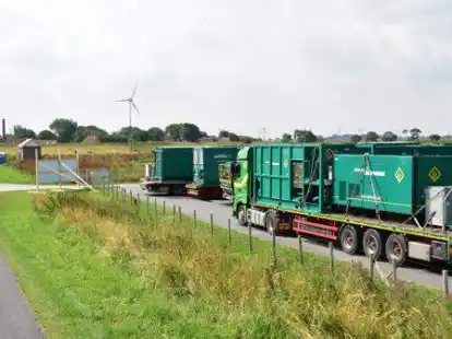 Vorbereitungen f&uuml;r die Horizontalbohrungen in Hilgenriedersiel: die Baustelle von Tennet.
