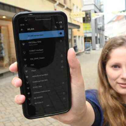 WLAN-Empfang in der Oldenburger Innenstadt: Auch der Einzelhandel bietet offene Netze an.