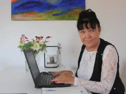 Hat viele Ideen, wie man Kindern das Plattdeutsche n&auml;her bringen kann: Ulrike de Vries aus Augustfehn.