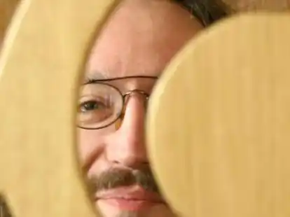 Spielt an der Orgel in Westerstede: Peer Schlechta aus Kassel.