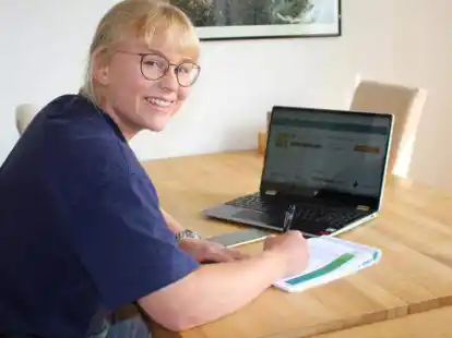 Christine G&ouml;hring aus Paradies hat einen Song f&uuml;r den Wettbewerb &bdquo;Dein Song f&uuml;r eine Welt&ldquo; geschrieben.