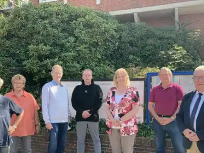 Waren bei der Gr&uuml;ndung des Behinderten- und Seniorenbeirats der Gemeinde Stadland dabei (von links): Andreas Na&szlig;, Alida Aldag Lothar Zimmermann, Mario Glasner, Kerstin Lorenz, Hermann N&ouml;lke und Klaus R&uuml;besamen.