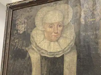 Dieses originale Portr&auml;t aus der sp&auml;ten H&auml;uptlingszeit erwarb die &bdquo;Gesellschaft f&uuml;r bildende Kunst und vaterl&auml;ndische Altert&uuml;mer&ldquo;. Das Gem&auml;lde ist auf 1595 datiert. Es zeigt Tecla van Diepholt.