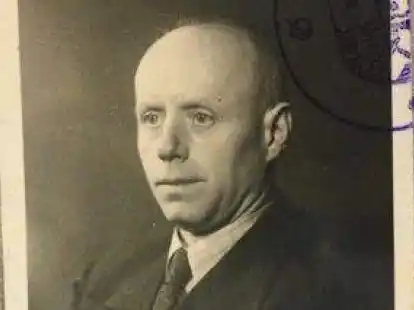 Passfoto von Otto Ahlers aus dem Jahr 1948
